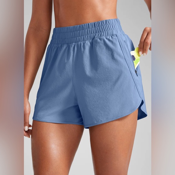 Feathery-Fit Soft High Rise Lined Short 3'' - Picture 3 of 9